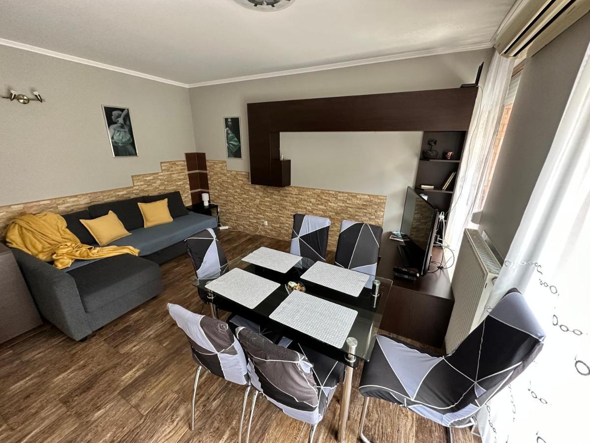 Dorina Wellness Apartman Siofok Ngoại thất bức ảnh