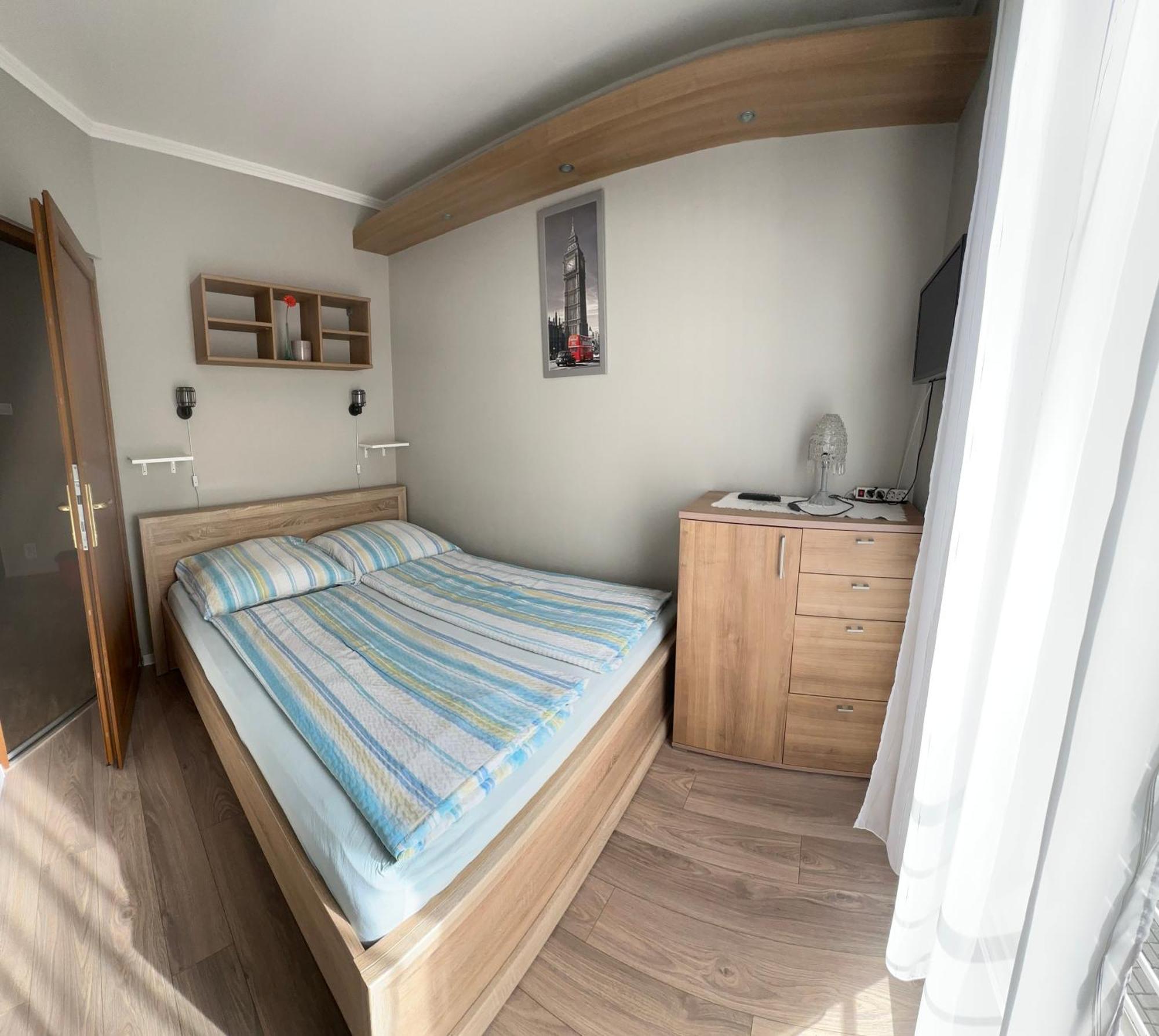 Dorina Wellness Apartman Siofok Ngoại thất bức ảnh
